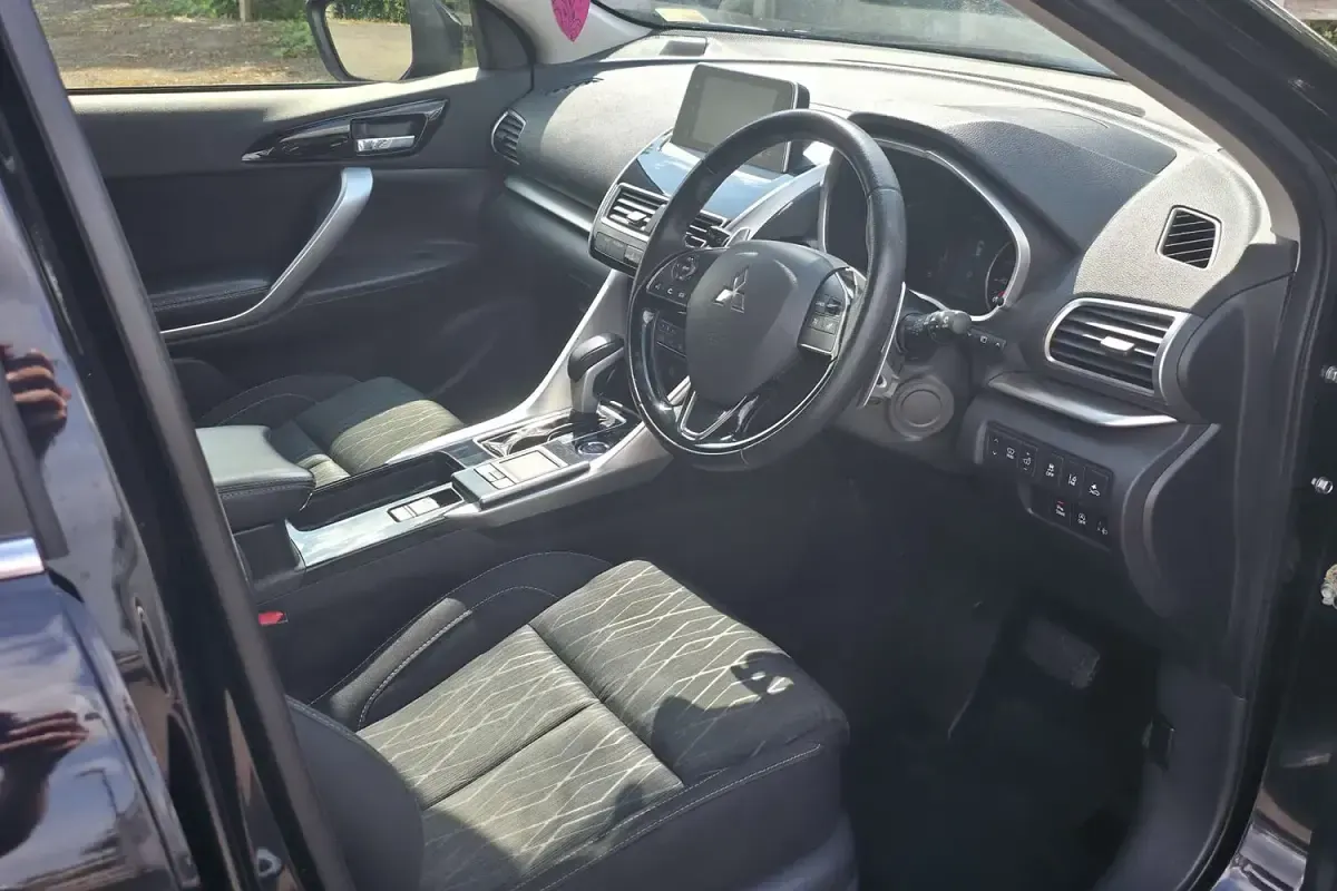 Used Mitsubishi Eclipse Cross 163 HP (119 kW) 2018 Black SUV