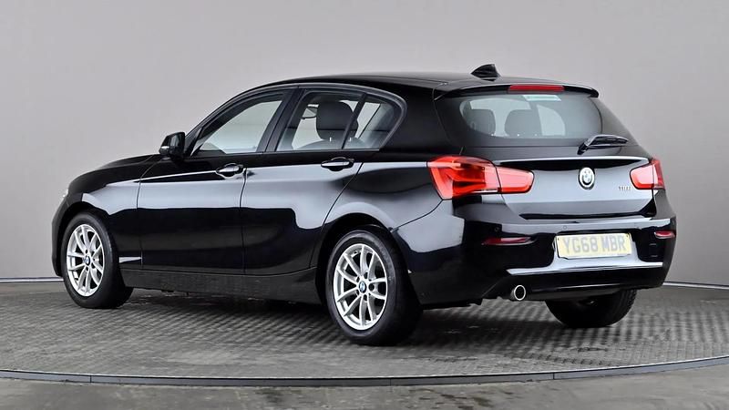Used BMW 118 Luxury Line 136 HP (100 kW) 2019 Black Hatchback