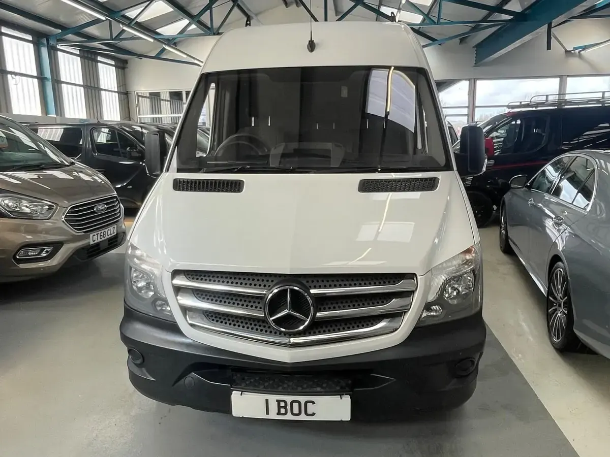 Used Mercedes Sprinter 140 HP (102 kW) 2017 White Van