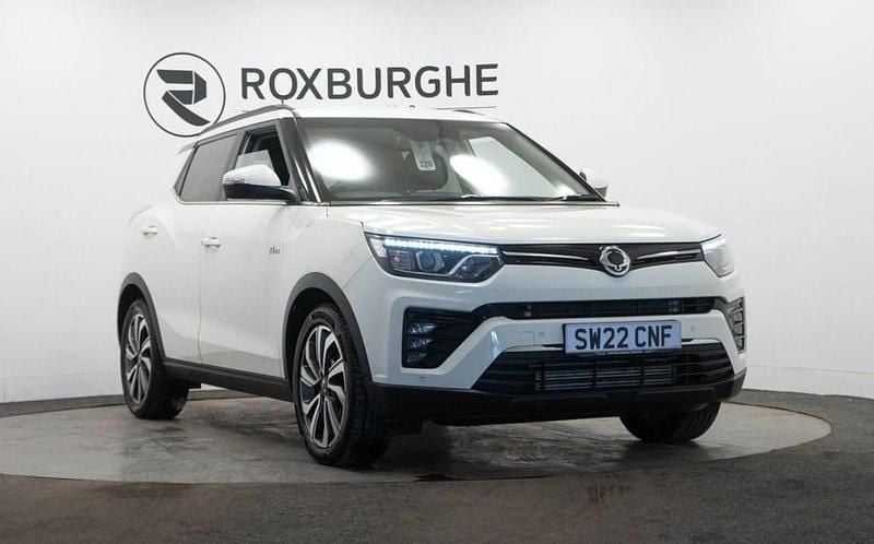 White Used 2022 Ssangyong (KGM) Tivoli SUV | £11,299 (Good price) - Image 1/4