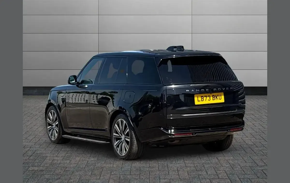 Used Land Rover Range Rover Autobiography 453 HP (333 kW) 2023 Black SUV