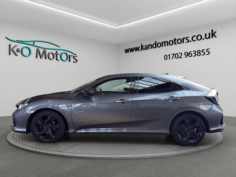 Used Honda Civic EX 126 HP (92 kW) 2019 Grey Hatchback