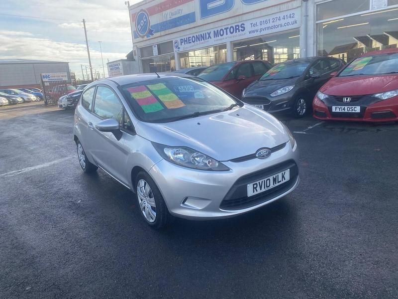 Silver Used 2010 Ford Fiesta Hatchback | £3,295 (Fair price) - Image 1/4