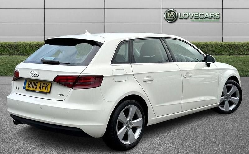 Used Audi A3 Sportback Sport 110 HP (80 kW) 2015 White Hatchback