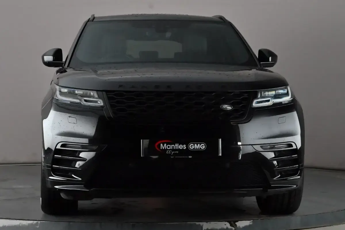 Używany Land Rover Range Rover Velar SE Dynamic 300 KM (220 kW) 2020 Czarny SUV