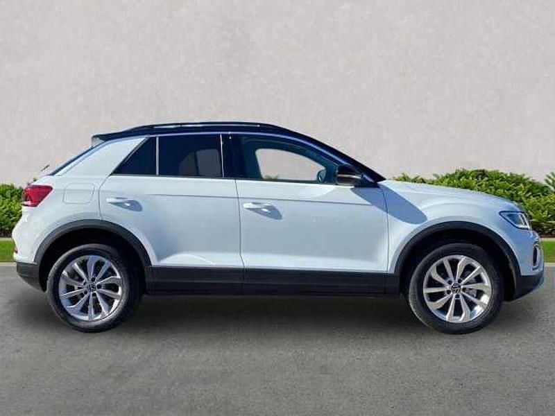 Novo VW T-Roc 150 HP (110 kW) 2026 SUV
