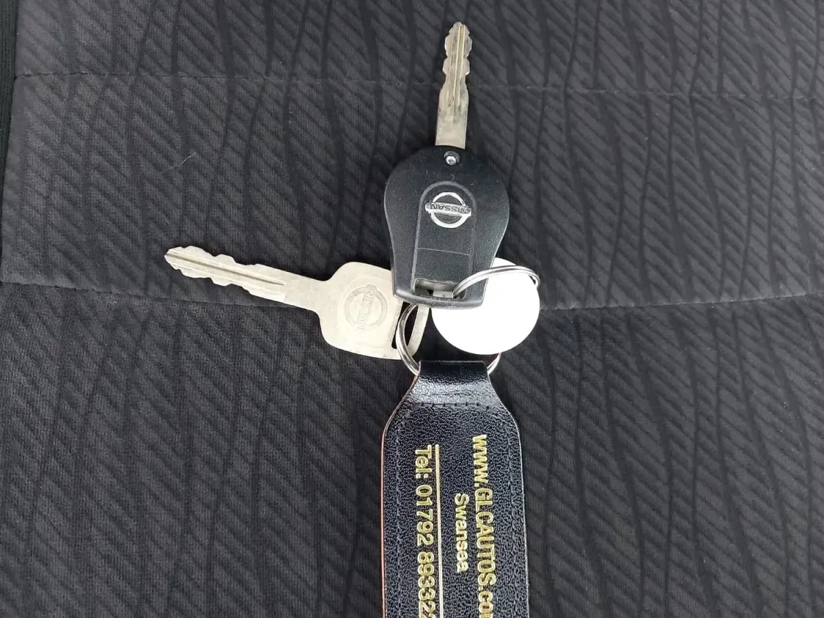 Used Nissan Serena 2008 Blue MPV