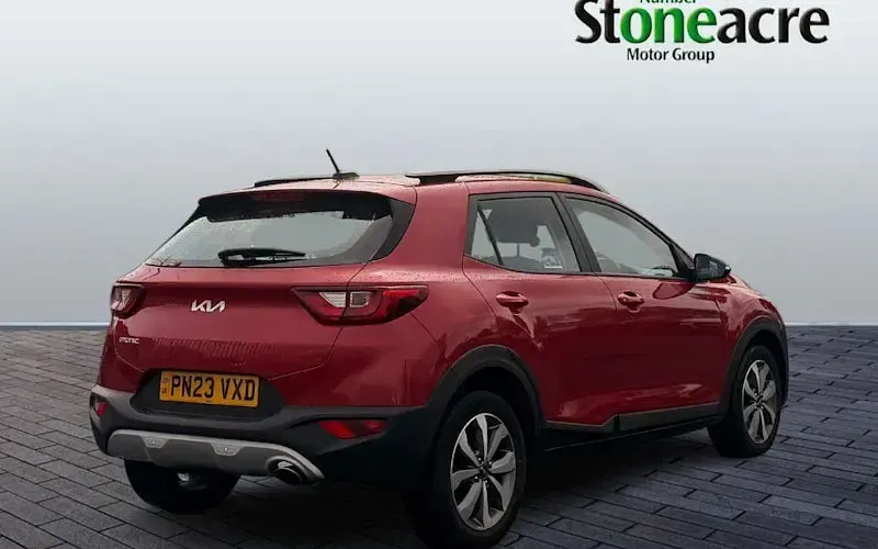 Used Kia Stonic 101 HP (74 kW) 2023 Red SUV