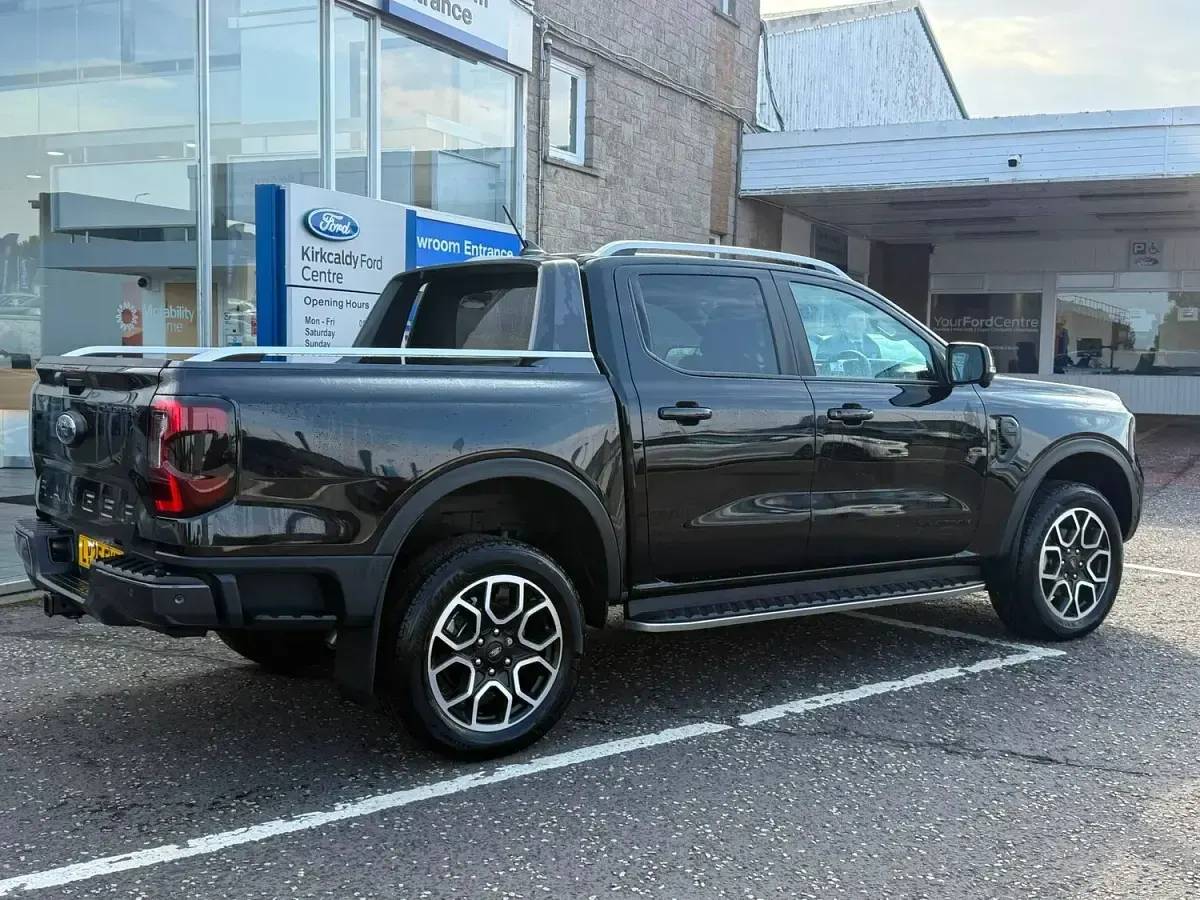 New Ford Ranger Wildtrack 2025 Black Pickup