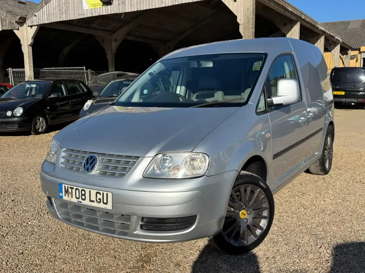 Używany VW Caddy 104 KM (76 kW) 2008 Srebrny Minivan