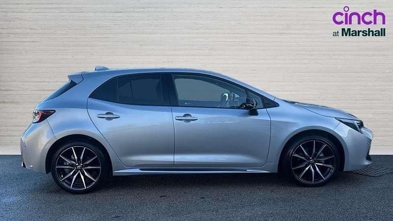 Used Toyota Corolla Sport 140 HP (102 kW) 2025 Silver Hatchback