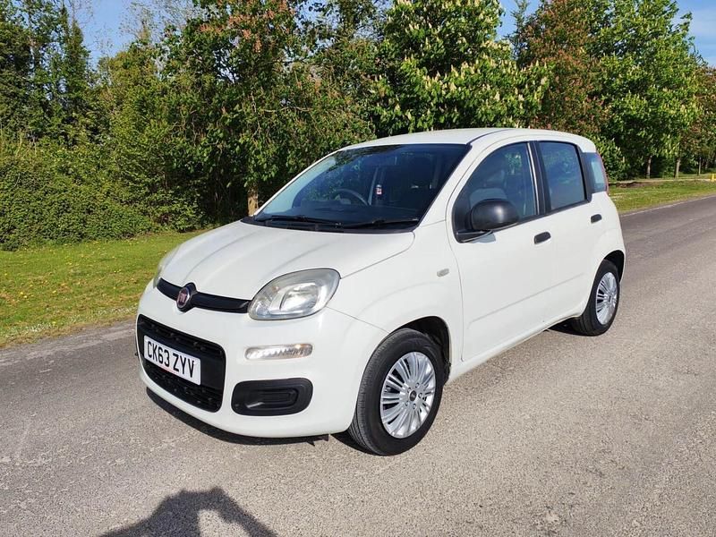 Usado Fiat Panda Pop 69 HP (50 kW) 2014 Branco Citadino