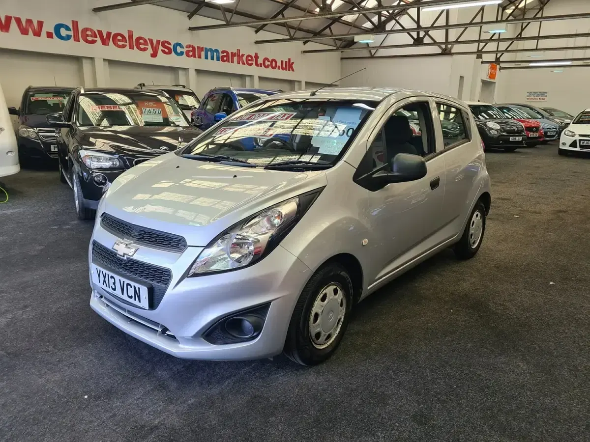Used Chevrolet Spark LS 68 HP (50 kW) 2013 Silver Hatchback