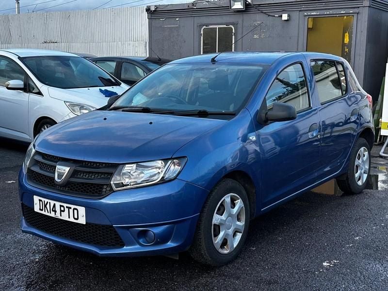 Used Dacia Sandero Ambiance 75 HP (55 kW) 2014 Blue Hatchback