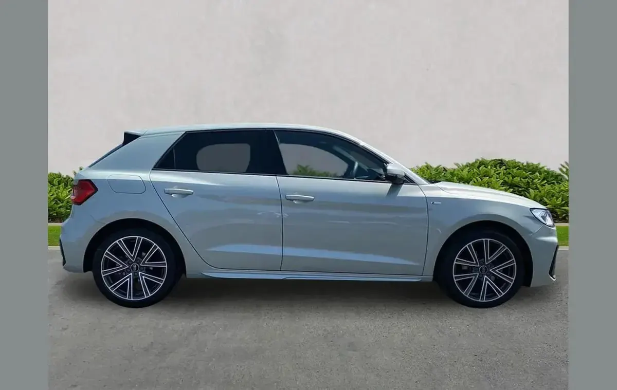 Used Audi A1 S-Line 116 HP (85 kW) 2026 Silver SUV