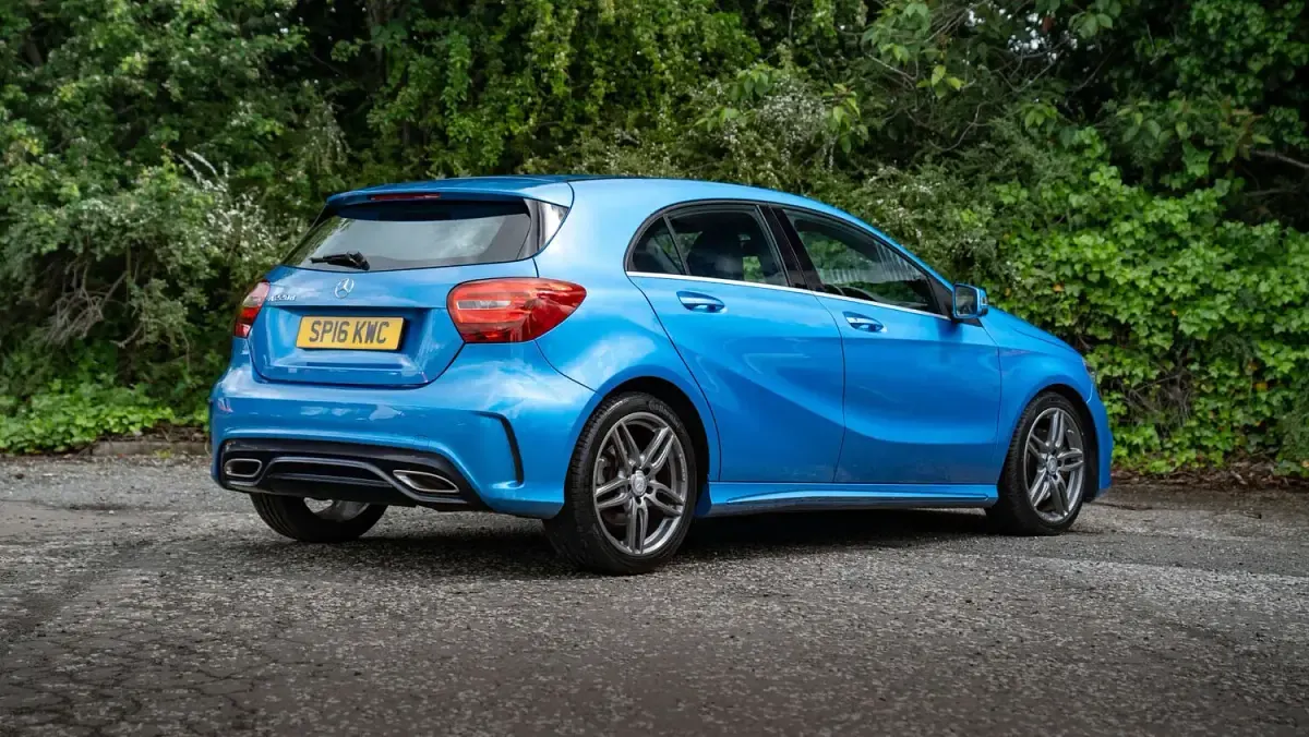 Used Mercedes A220 AMG line 2016 Blue Hatchback