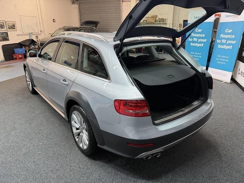 Used Audi A4 Allroad Design 2015 Silver Estate