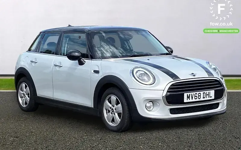 Used Mini Cooper Classic 136 HP (100 kW) 2020 Hatchback