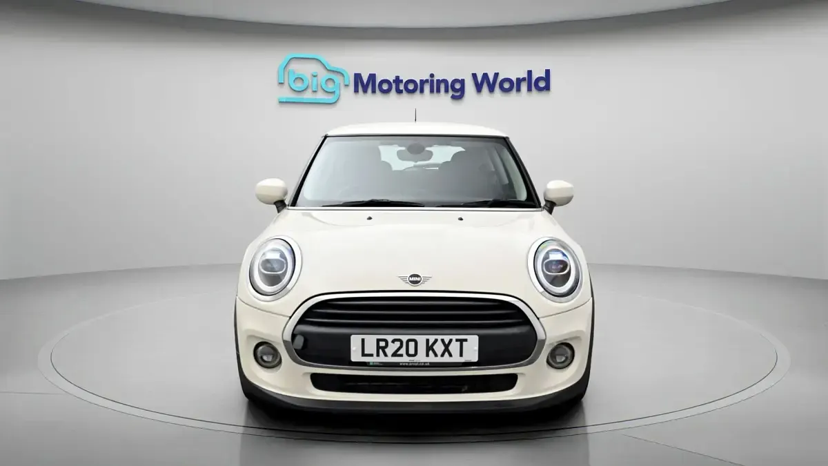 Used Mini ONE Classic 101 HP (74 kW) 2020 Hatchback