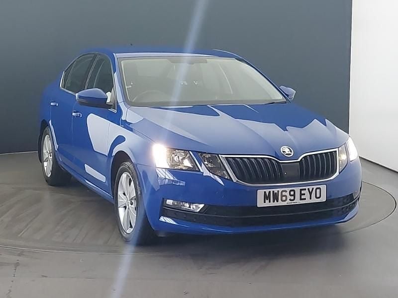 Blue Used 2019 Skoda Octavia SE Technology Hatchback | £11,998 (Fair price) - Image 1/4