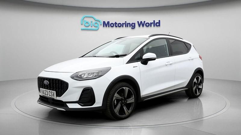 Used Ford Fiesta Active 101 HP (74 kW) 2022 White Hatchback