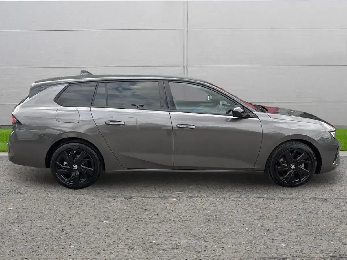 Used Vauxhall Astra S 128 HP (94 kW) 2025 Grey Estate