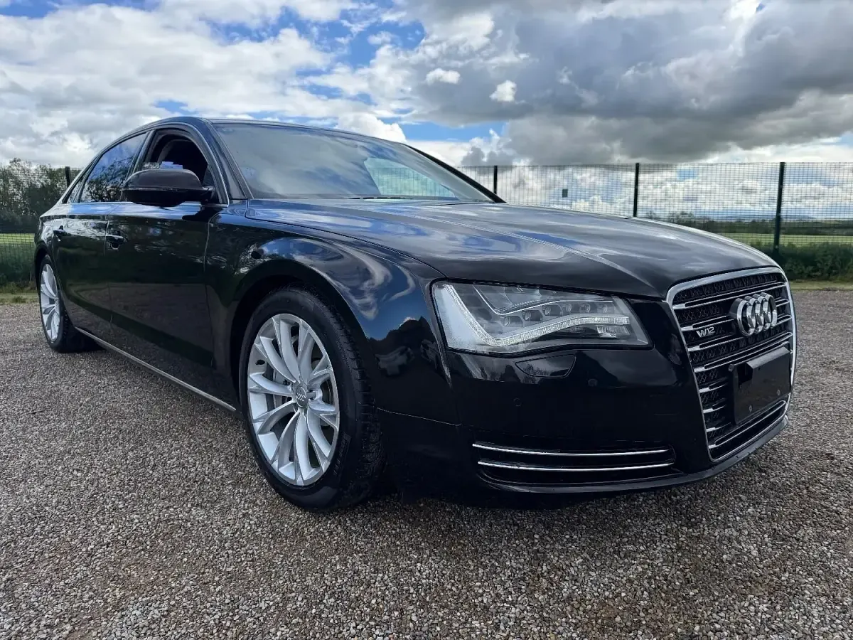 Used Audi A8 372 HP (273 kW) 2011 Black Sedan