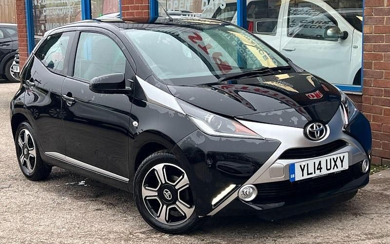 Used Toyota Aygo X-clusiv 69 HP (50 kW) 2014 Black Hatchback