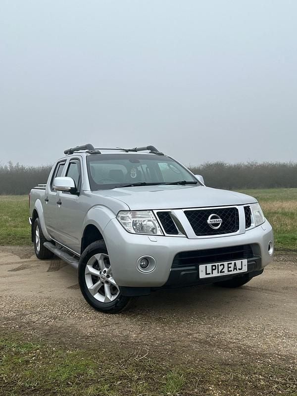 Used Nissan Navara Tekna 2012 Silver Pickup