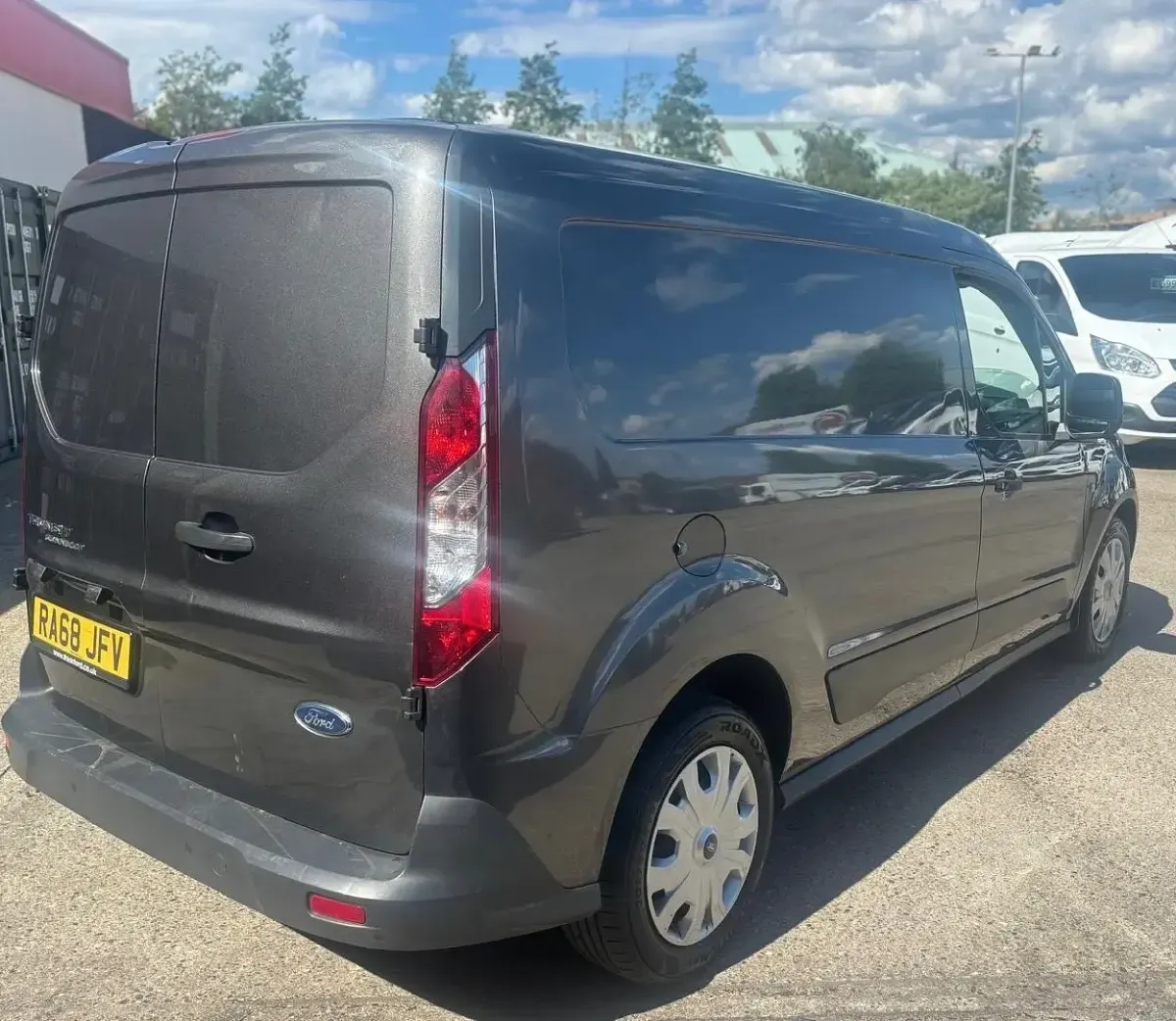 Used Ford Transit Trend 100 HP (73 kW) 2018 Grey Van