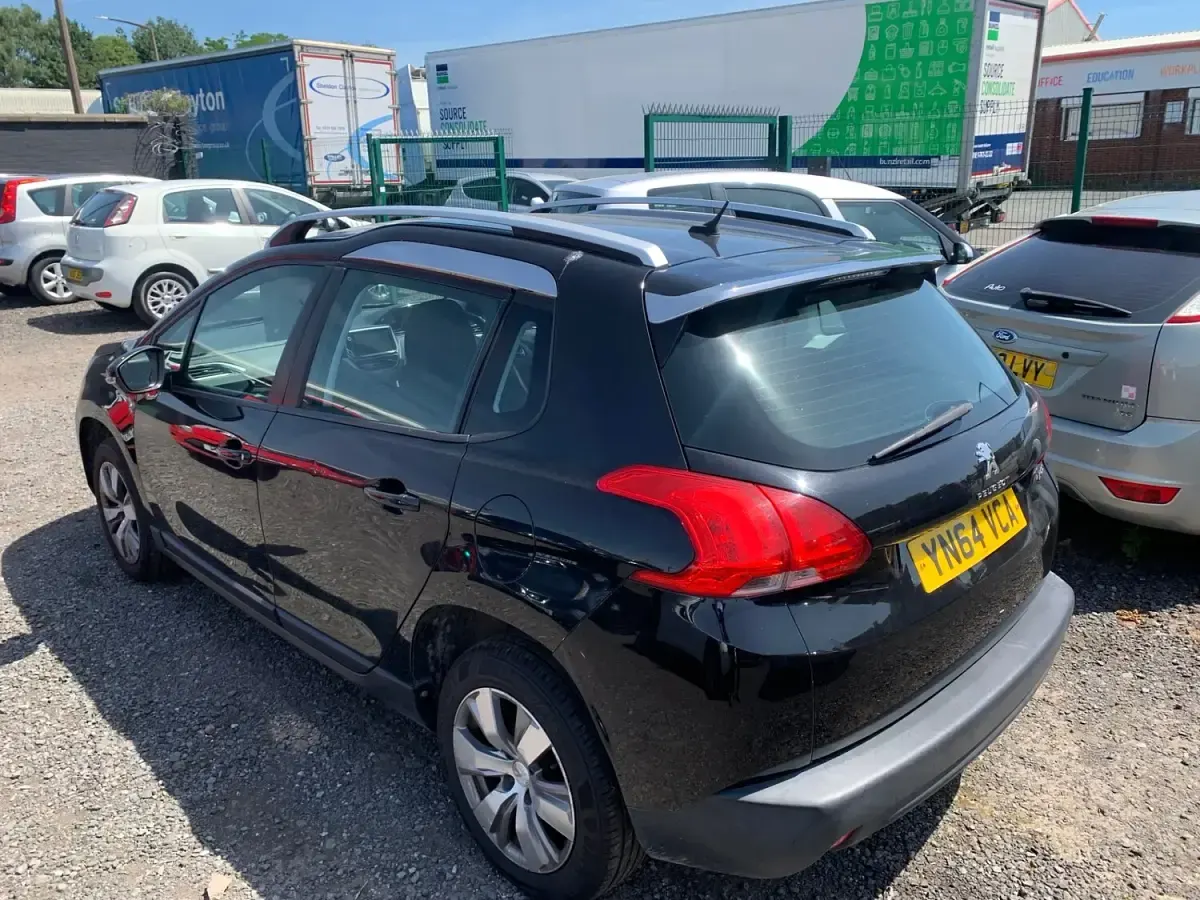 Used Peugeot 2008 Active 68 HP (50 kW) 2014 Black SUV
