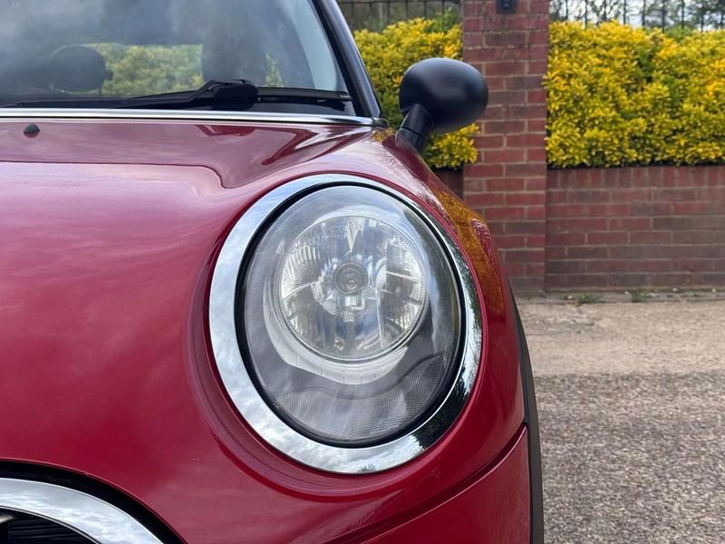 Used Mini One D Hatch 95 HP (69 kW) 2014 Red Hatchback