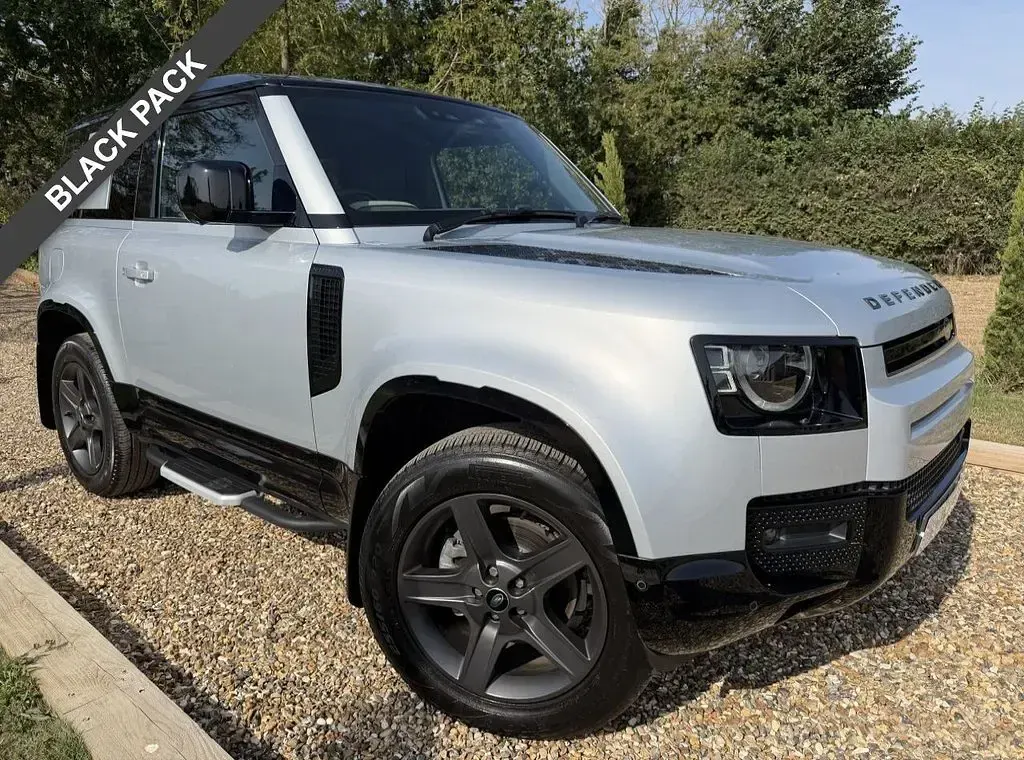 Used Land Rover Defender SE Dynamic 250 HP (183 kW) 2022 Silver SUV