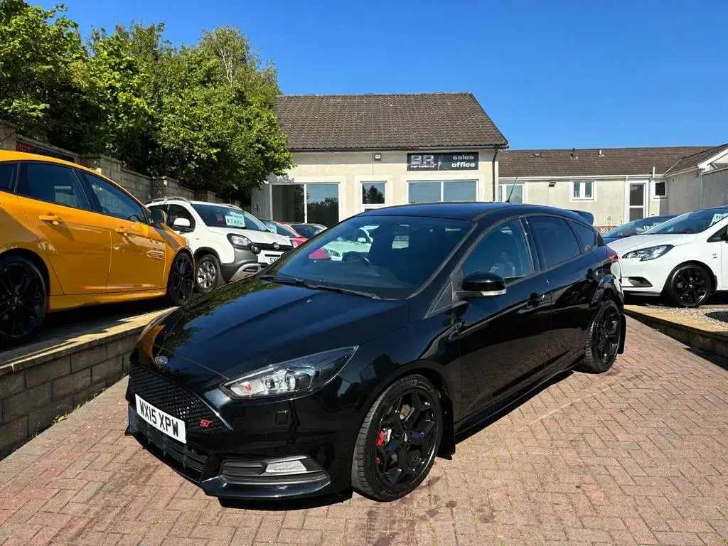 Used Ford Focus ST 2015 Black Hatchback