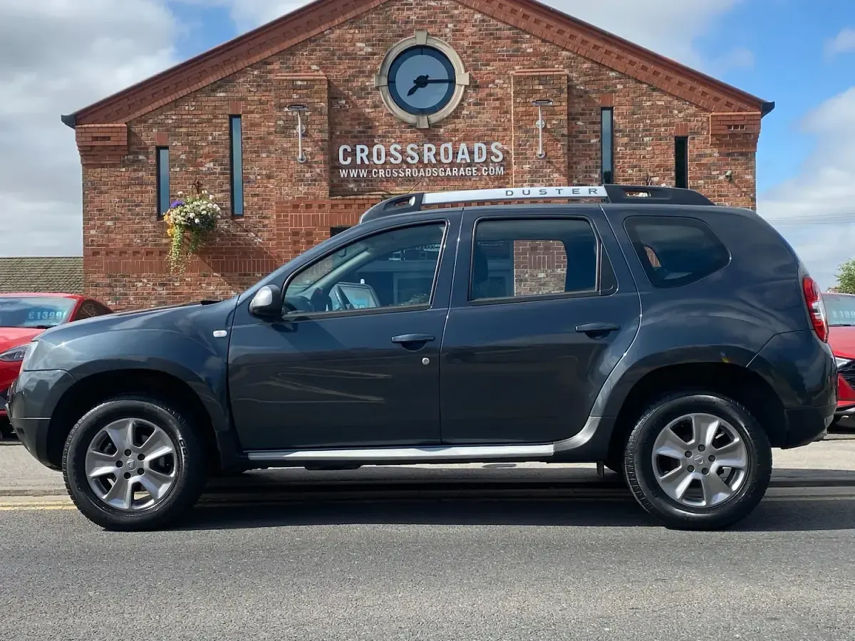 Used Dacia Duster Lauréate 110 HP (80 kW) 2017 Slate grey SUV