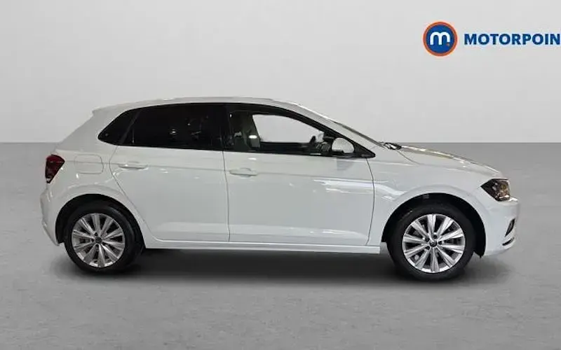 Used VW Polo SEL 110 HP (80 kW) 2021 White Hatchback