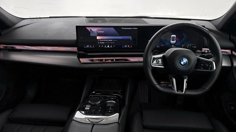 Used BMW i5 M Sport 246 kW (335 HP) 2025 White