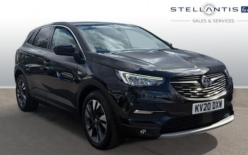 Used Vauxhall Grandland X SRi 131 HP (96 kW) 2020 Black SUV