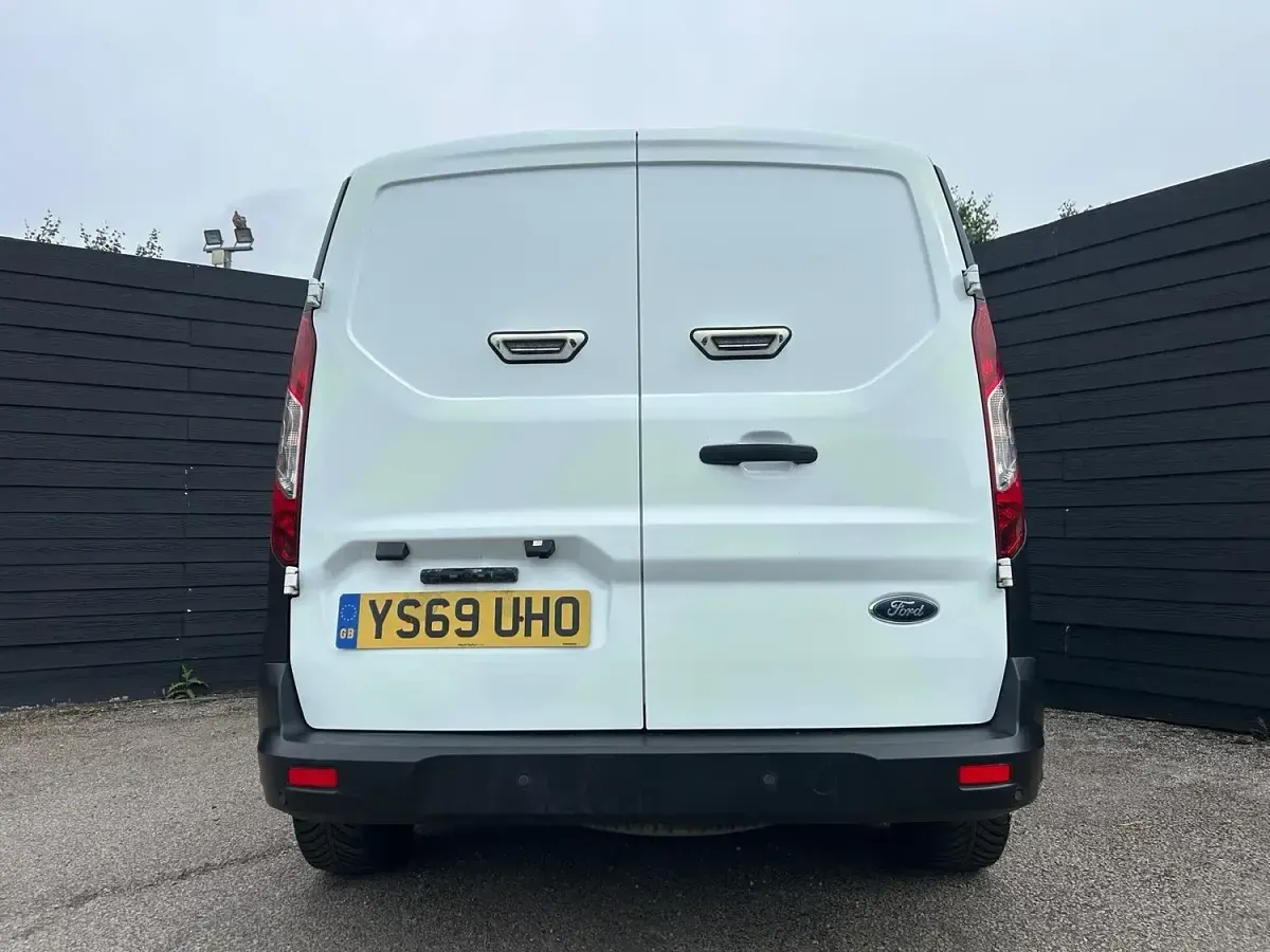 Used Ford Transit 100 HP (73 kW) 2020 White Van