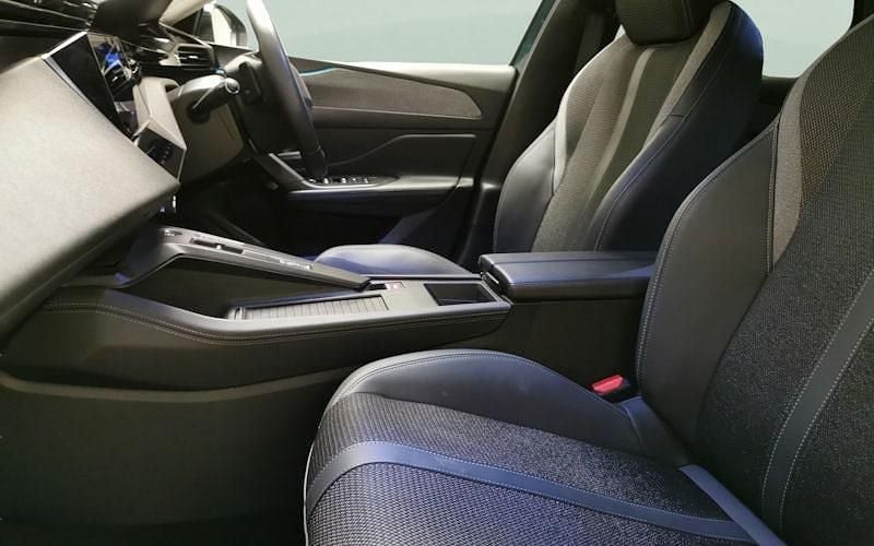 Used 2023 Peugeot 308 Active Premium Estate | £11,145 (Fair price) - Image 1/2