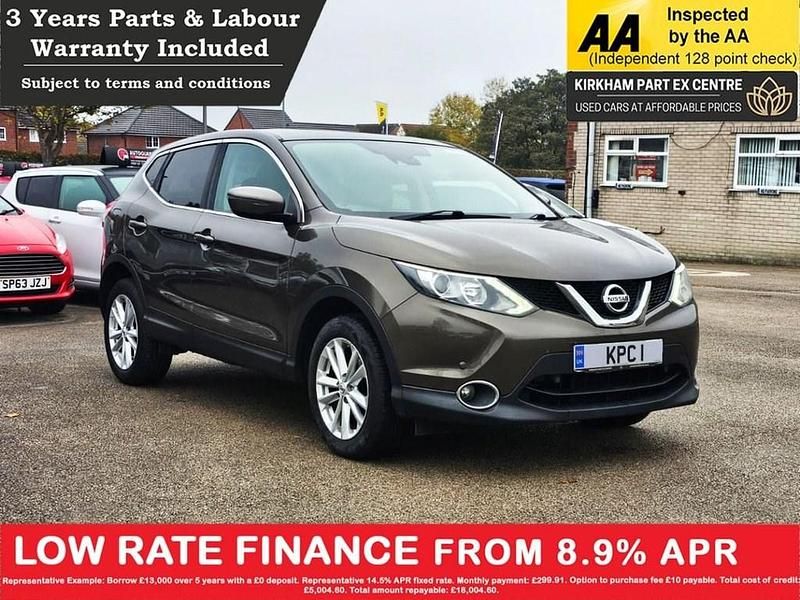Beige Used 2014 Nissan Qashqai Acenta Premium SUV | £4,695 (A bit pricey) - Image 1/4