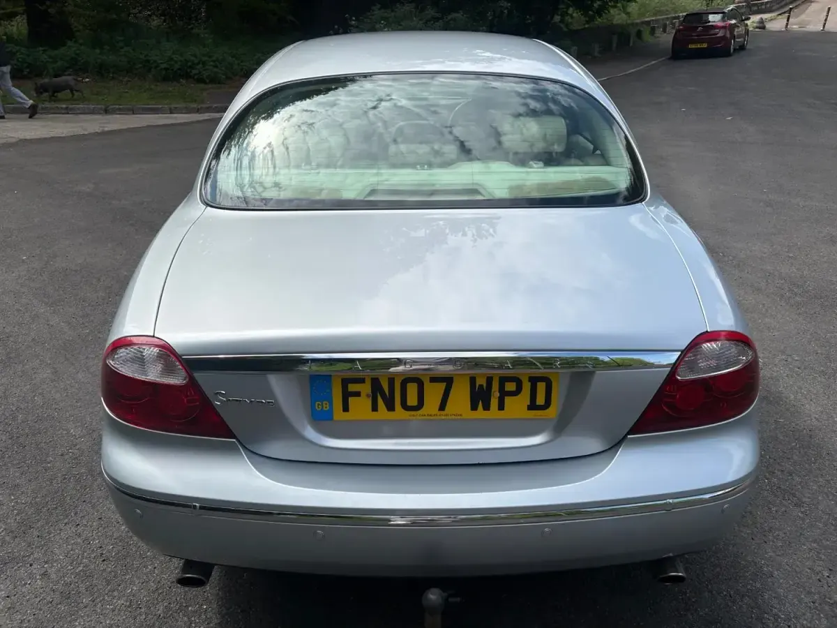 Second-hand Jaguar S-Type SE 207 CP (152 kW) 2007 Argintiu Berlinǎ