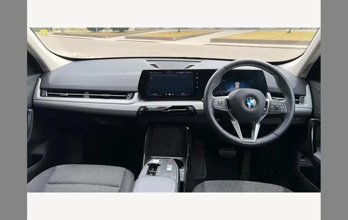 Used BMW X1 Sport Line 170 HP (125 kW) 2025 Alpine white SUV