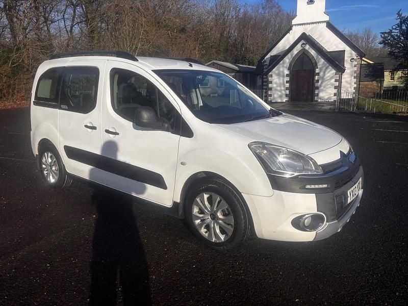 Used Citroën Berlingo XTR 2013 White MPV