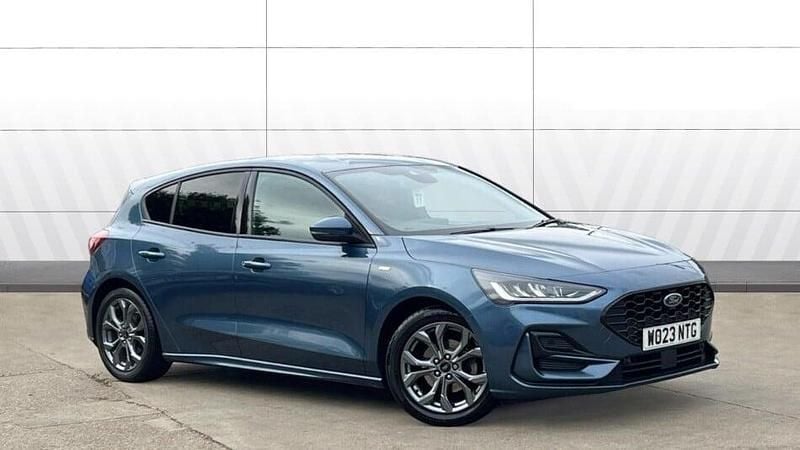 Blue Used 2023 Ford Focus ST-Line Hatchback | £12,495 (Good price) - Image 1/3