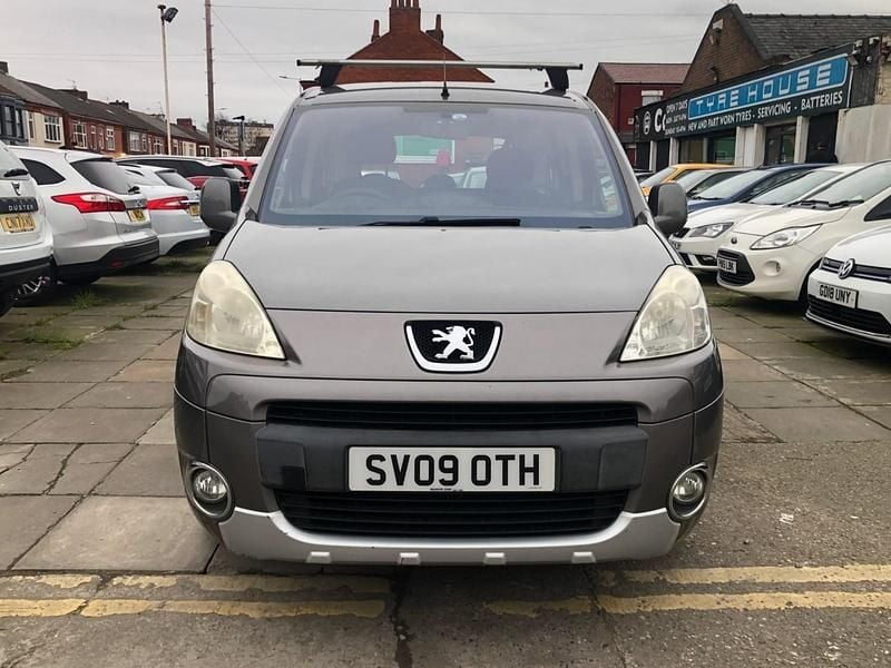 Used Peugeot Partner Tepee S 2009 Grey MPV