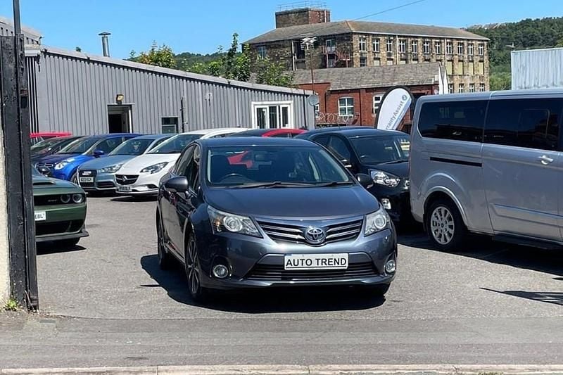 Blue Used 2014 Toyota Avensis Sedan | £2,799 (Super price) - Image 1/1