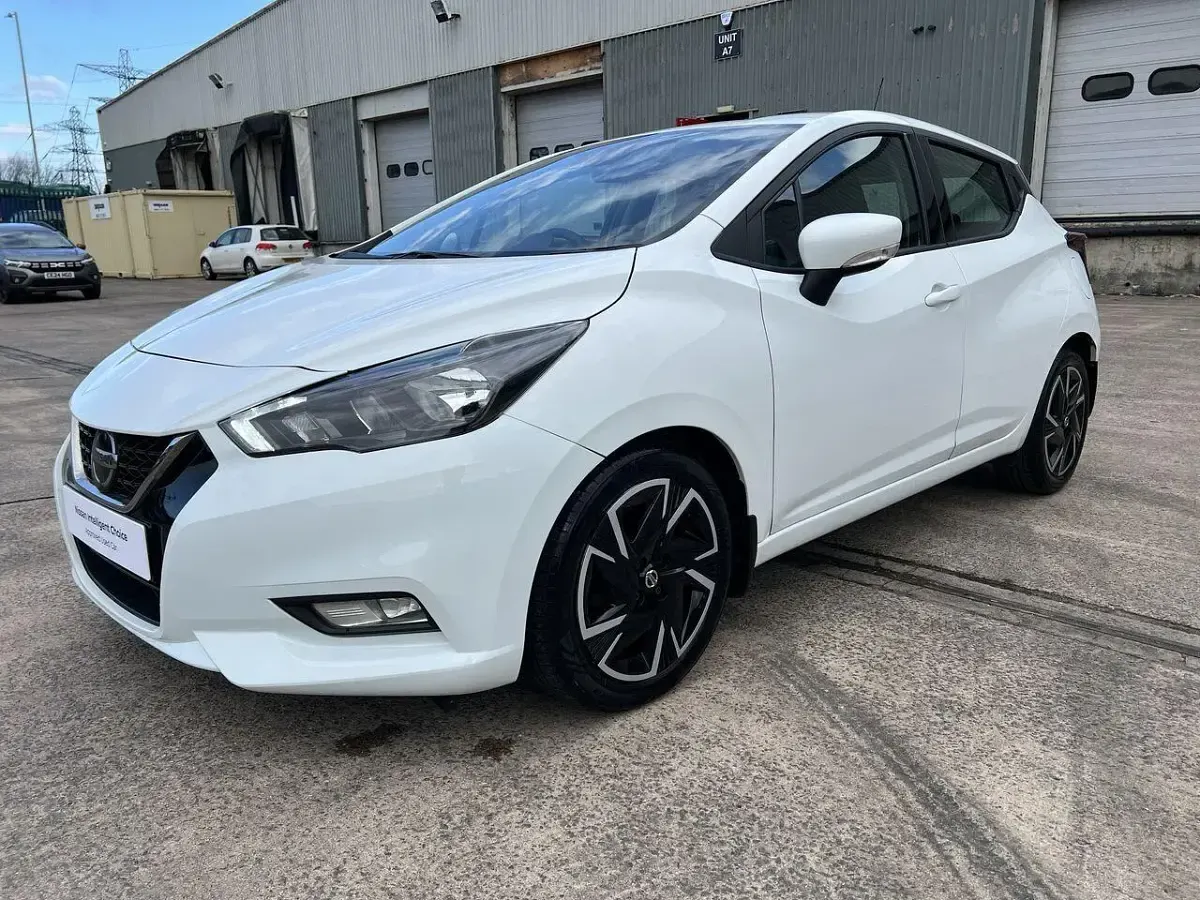 Used Nissan Micra Acenta 91 HP (66 kW) 2021 White Hatchback