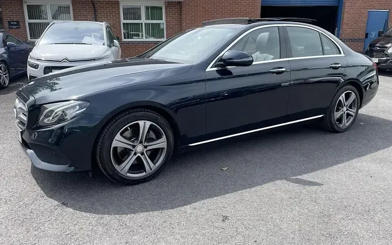 Used Mercedes E220 Premium 194 HP (142 kW) 2019 Sedan