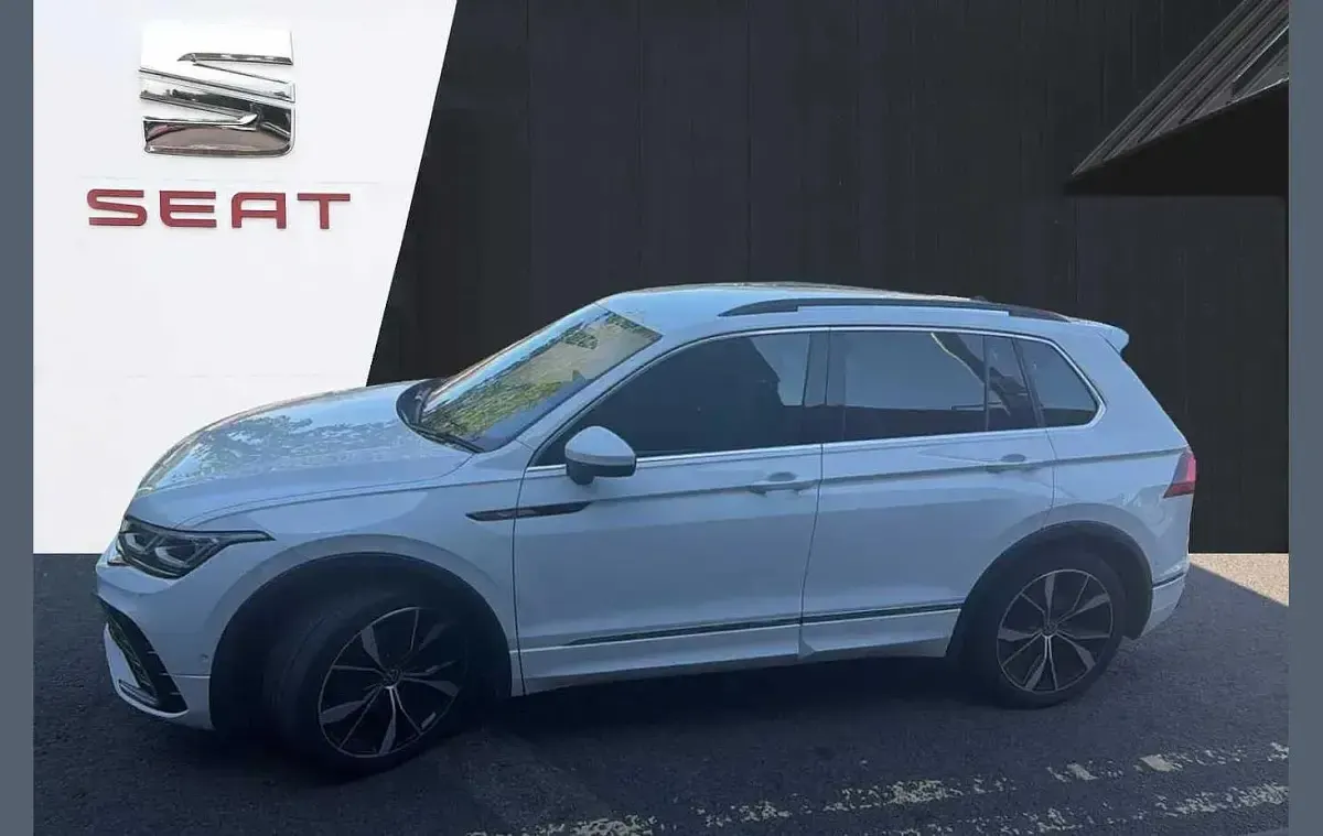 Used VW Tiguan R-line 150 HP (110 kW) 2023 White SUV